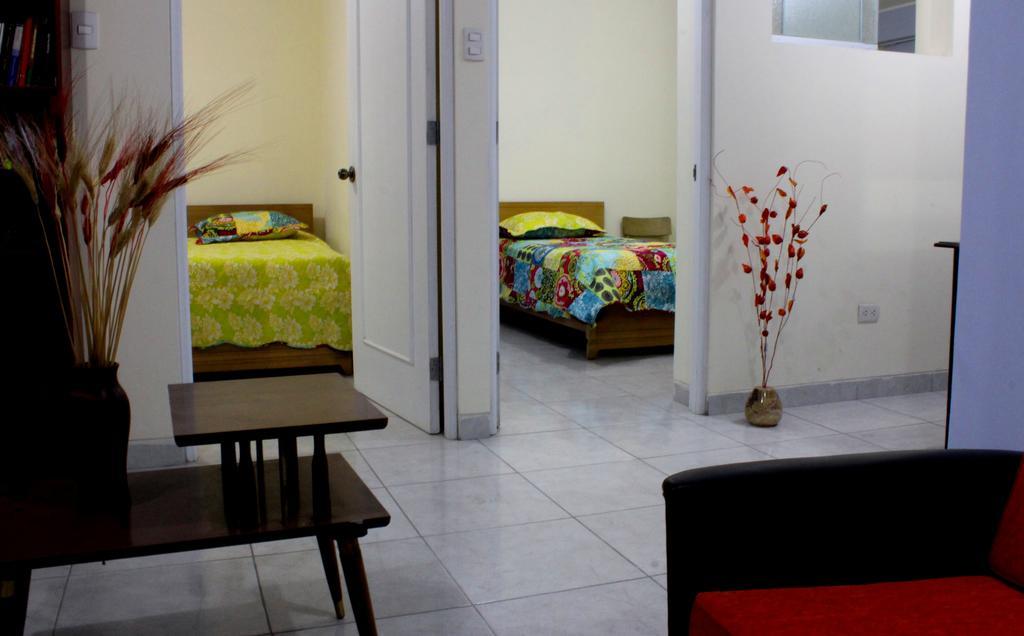 Taytaypa Rooms & Apartments Lima Airport Zimmer foto